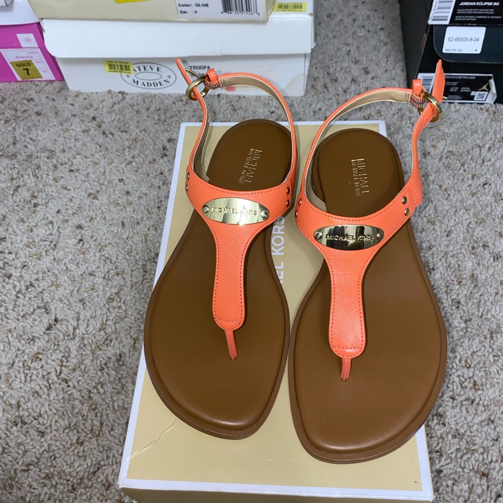 Michael Kors Sandels